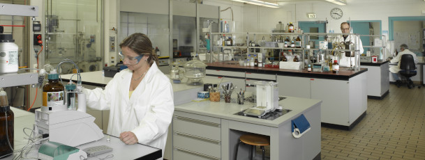 BUSS ChemTech process development laboratory.